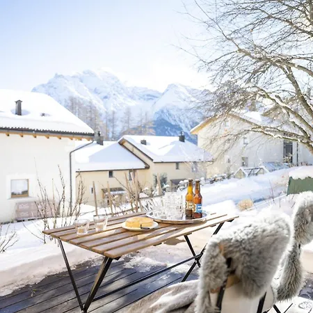 Chasa Fabulusa Διαμέρισμα *